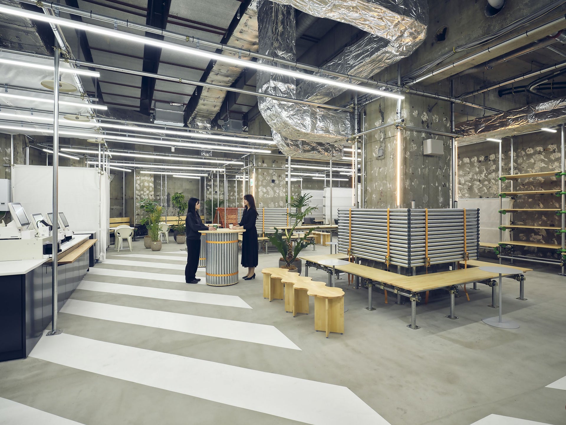 Shinjuku Center Building Sustainable Lounge "i-ma"